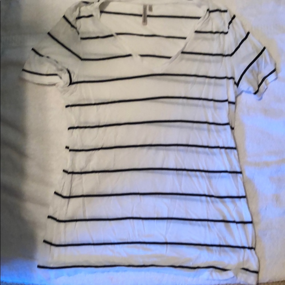 NWOT Banana Republic t-shirt